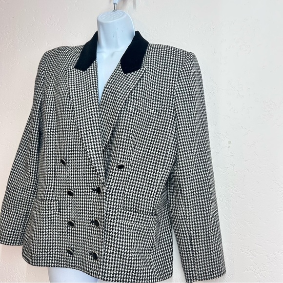 Lord & Taylor Vintage Classic Houndstooth Double Breasted Blazer 12 P Preppy - Picture 3 of 13